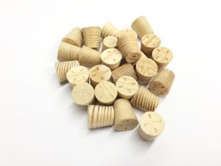 8mm Larch Cross Grain Tapered Wooden Plugs